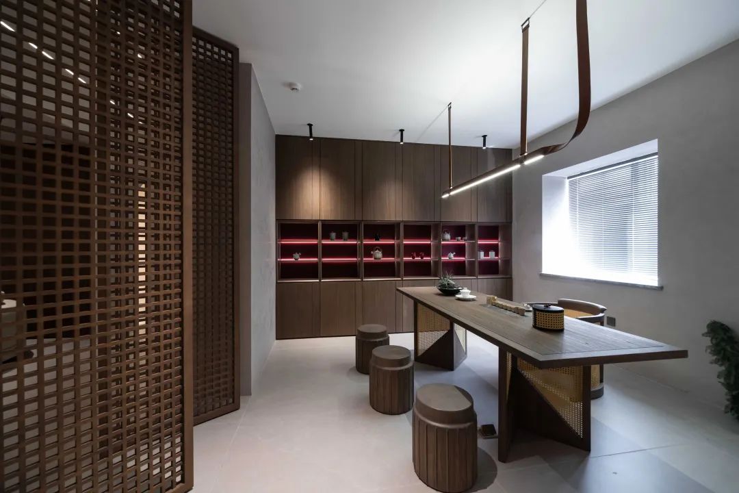 1699335616759651.jpg 640.jpg