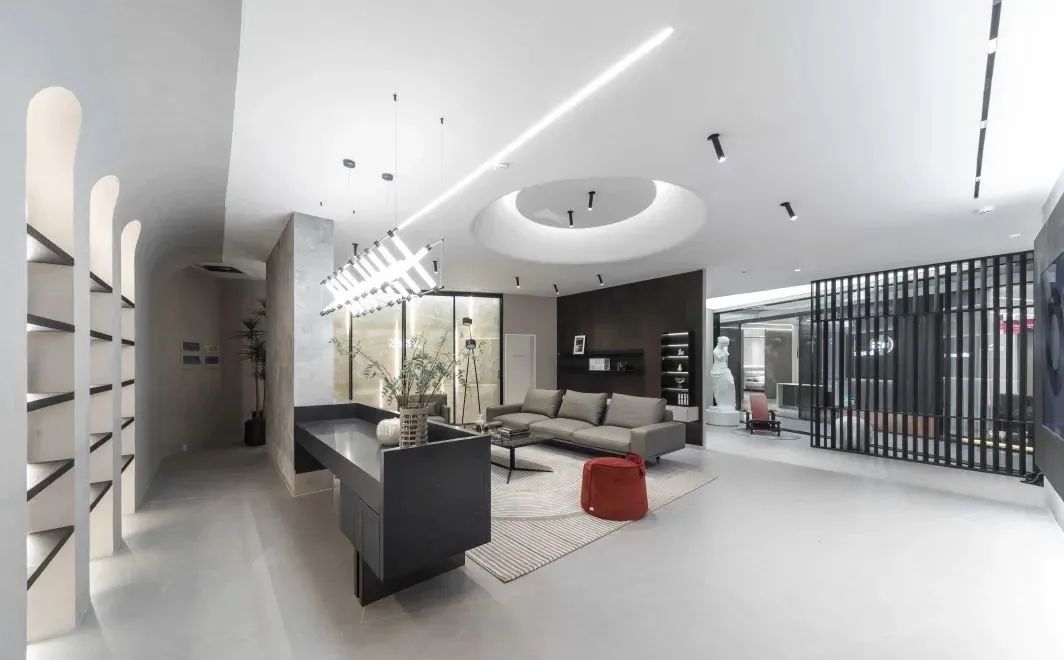 1699335865517824.jpg 640.jpg