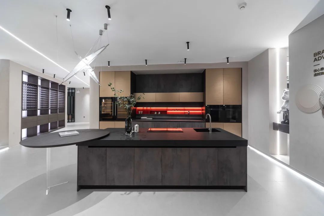 1699335959400301.jpg 640.jpg